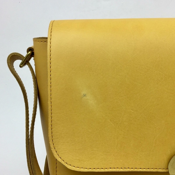 Madewell Abroad Leather Shoulder Bag - Picture 15 of 15